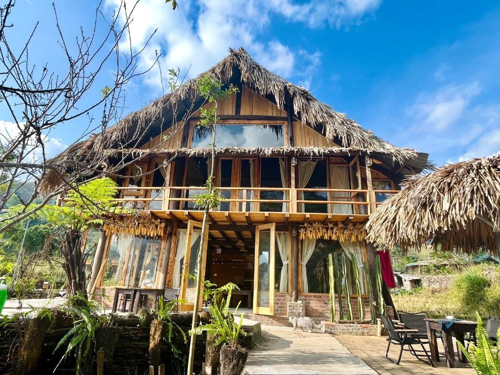 Lao Chải riverside stay&coffee – Sa Pa